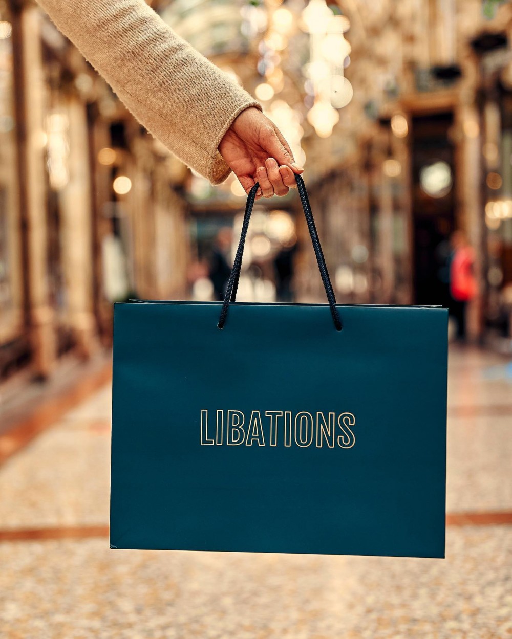 Why Printed Luxury Bags Are the Perfect Packaging for High End Products